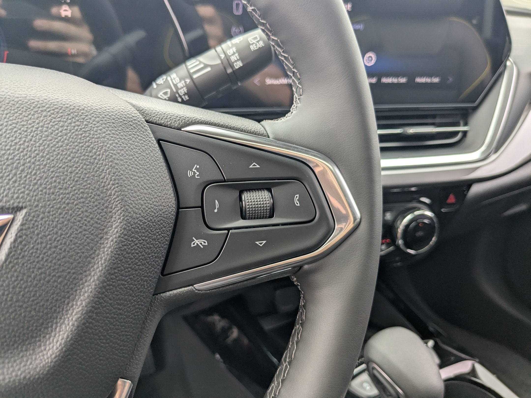 2026 Chevrolet Trax Activ - Photo 17