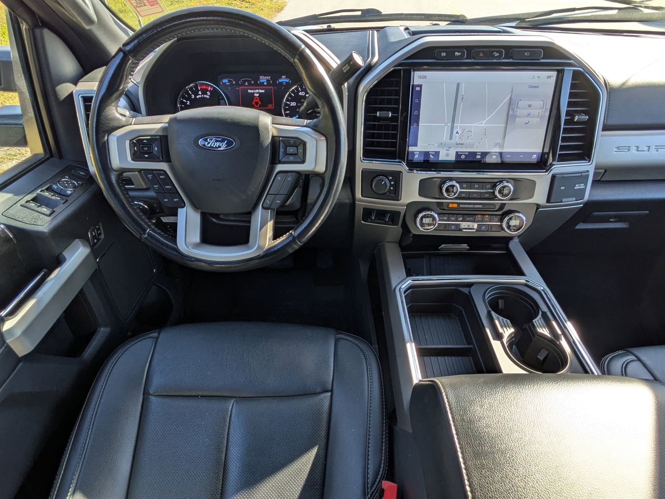 2022 Ford Super Duty F-350 DRW LARIAT