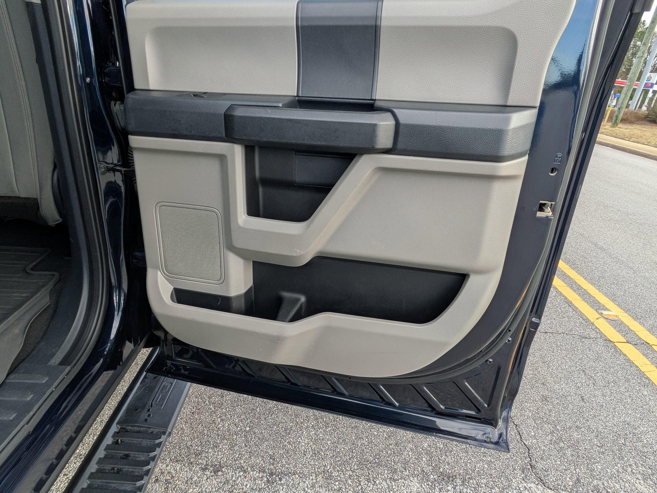 2022 Ford Super Duty F-450 DRW XL