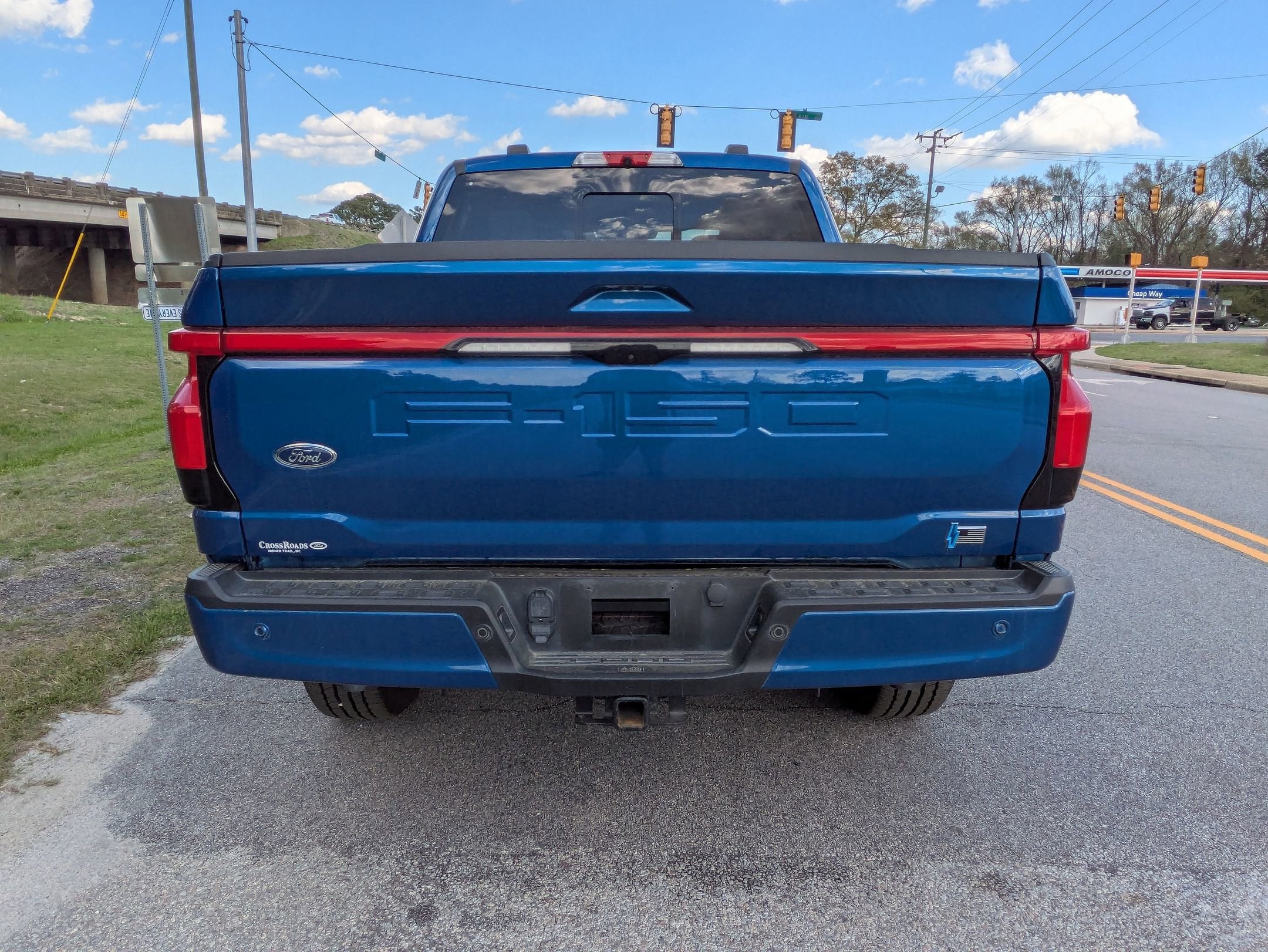 2022 Ford F-150 Lightning LARIAT