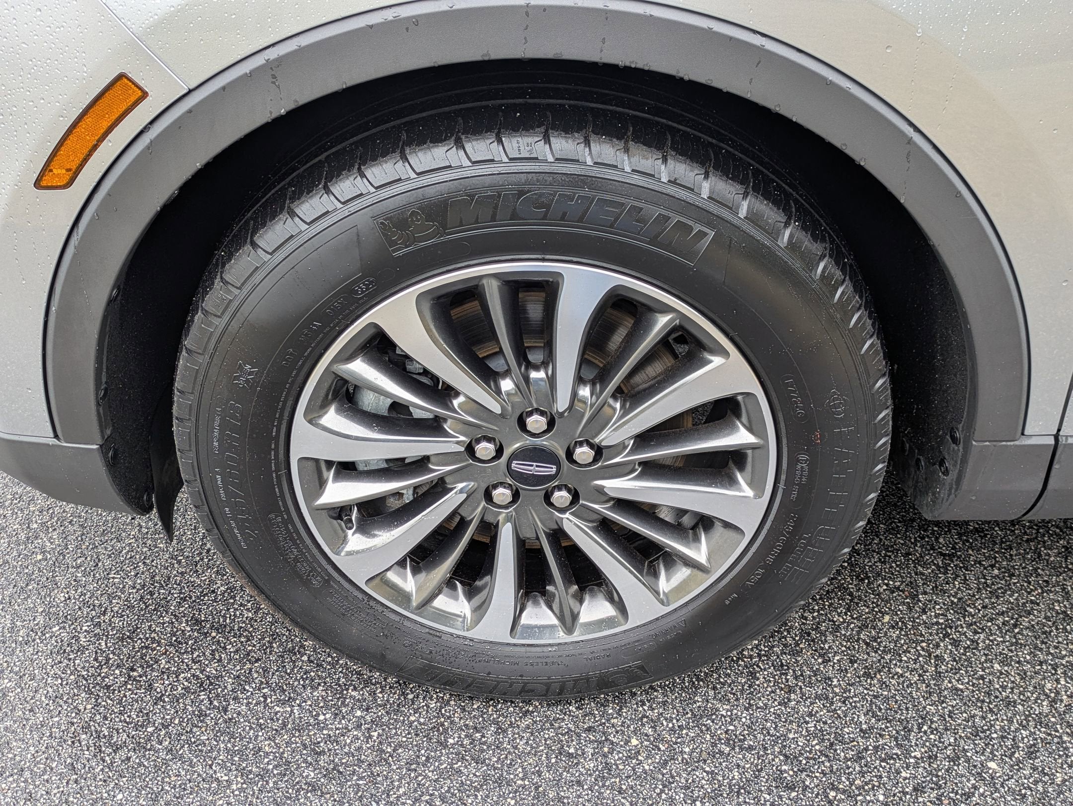 2020 Lincoln Nautilus Standard