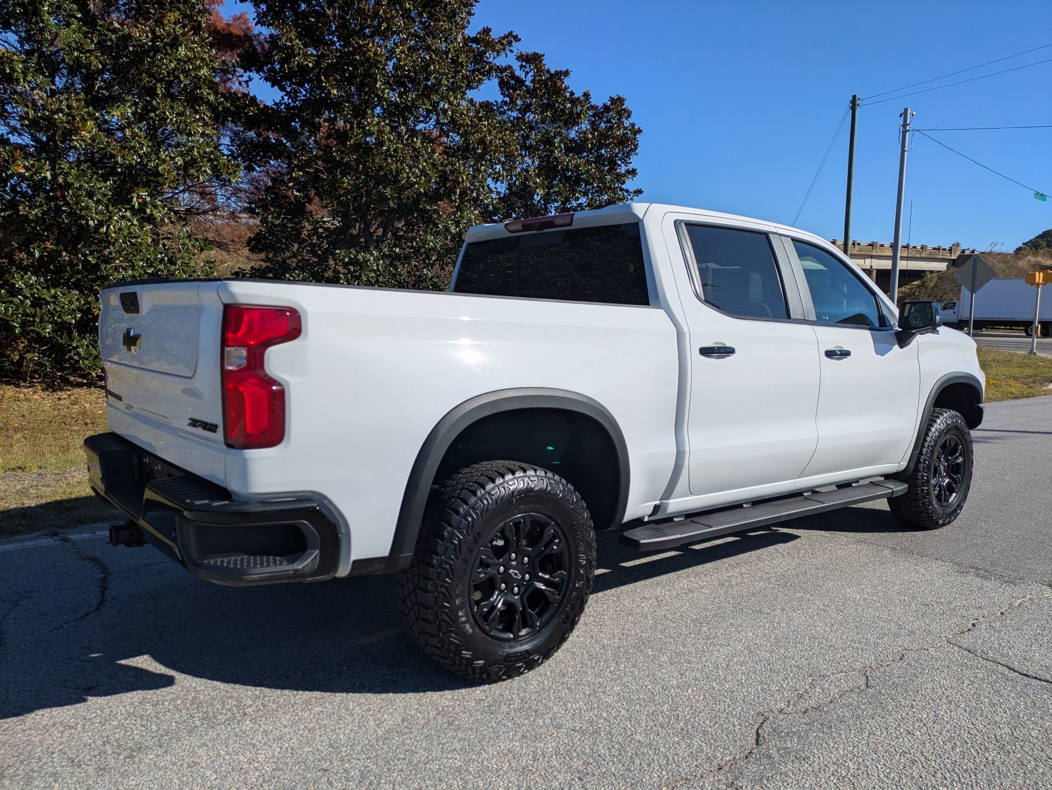 2025 Chevrolet Silverado 1500 ZR2