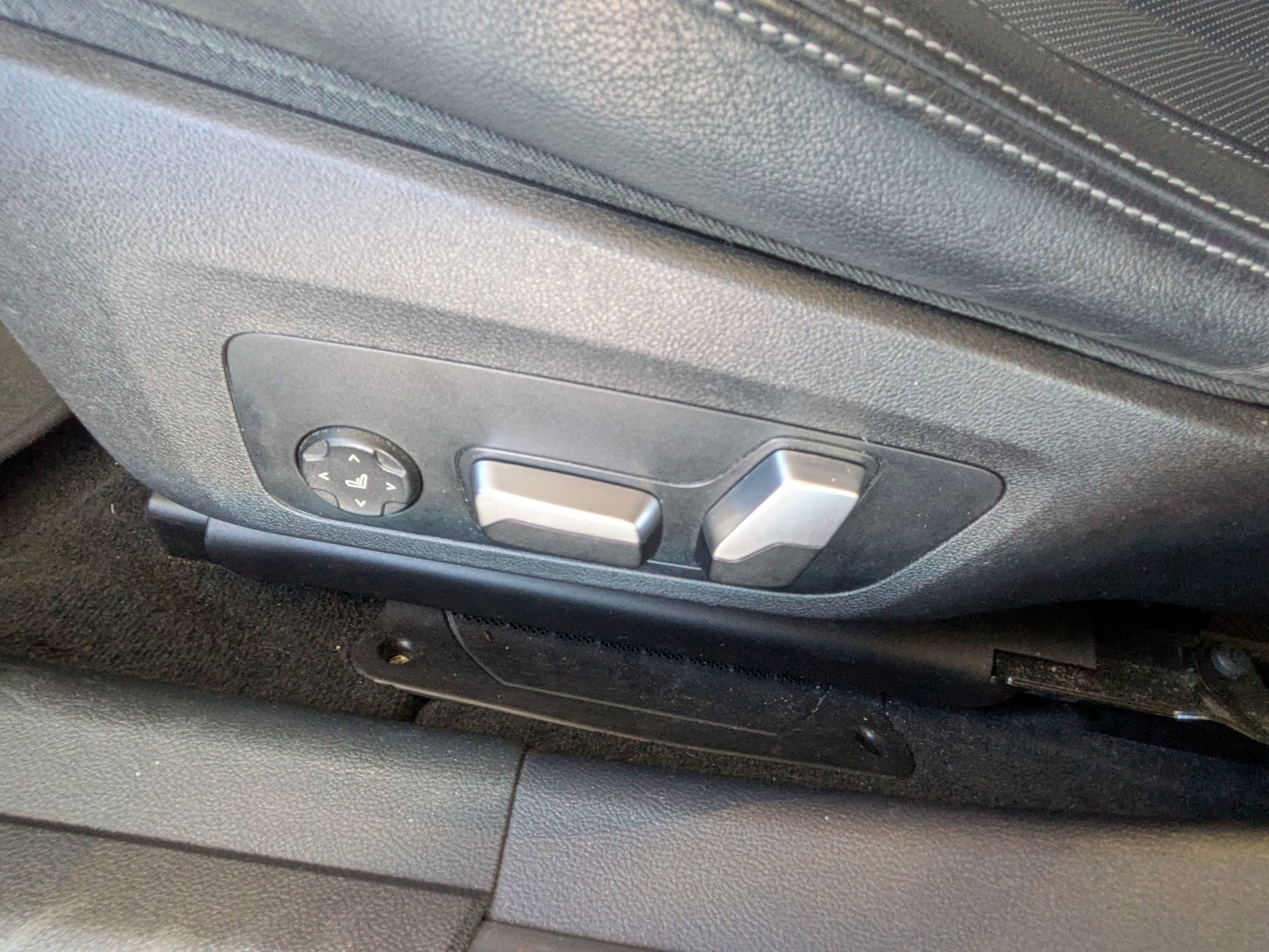 2022 BMW 3 Series 330i