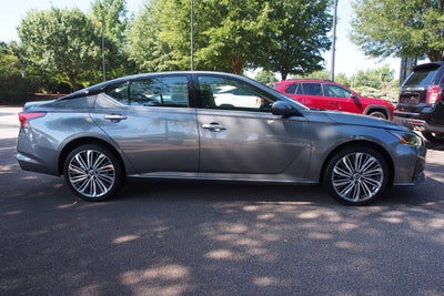 2024 Nissan Altima 2.5 SL