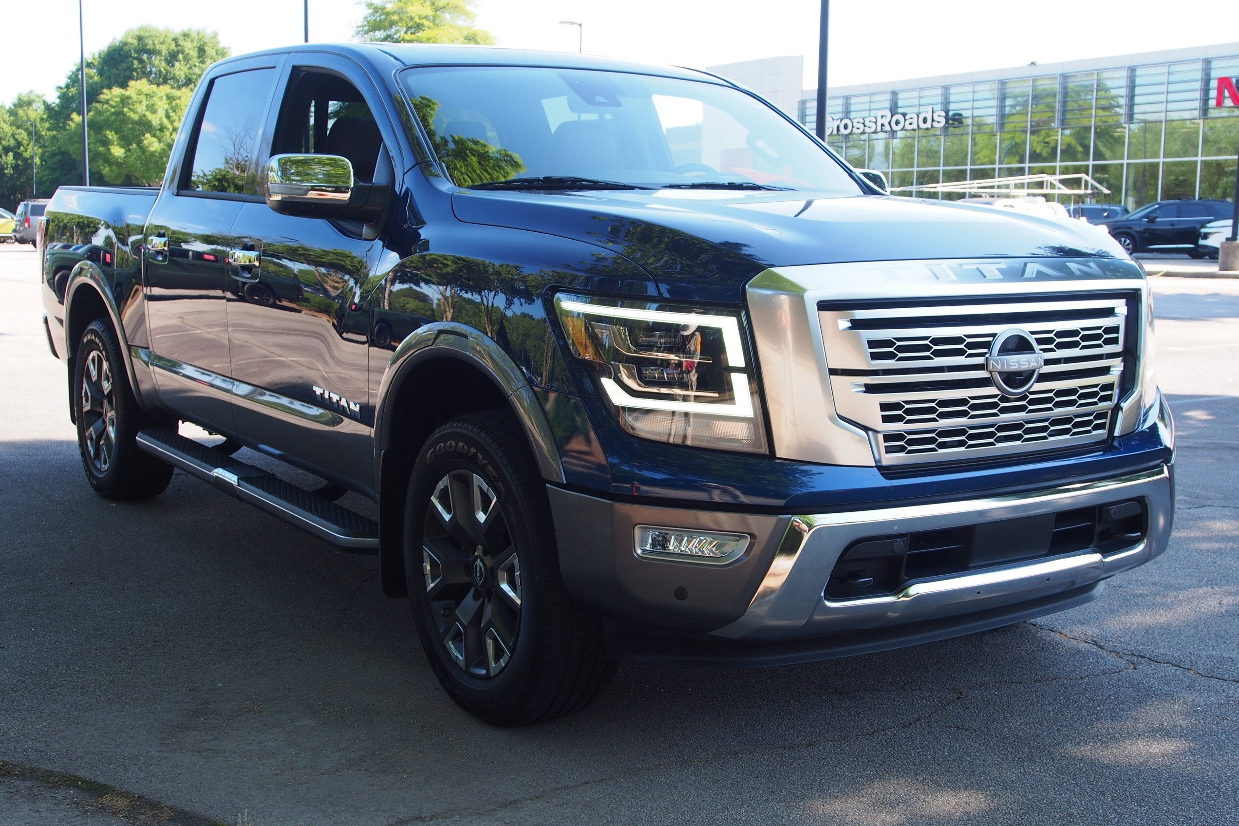 2023 Nissan Titan Platinum Reserve