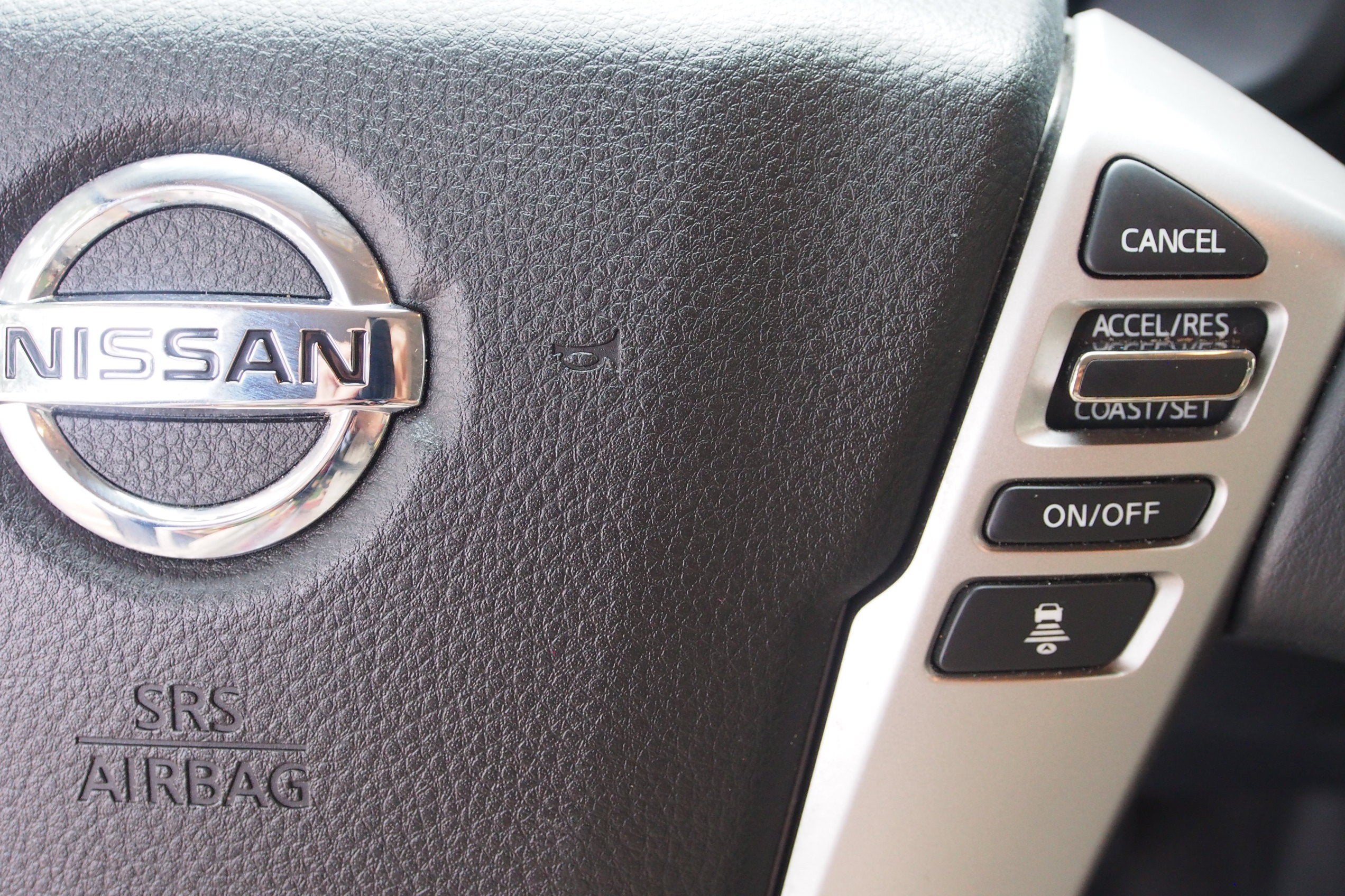 2022 Nissan Titan SV