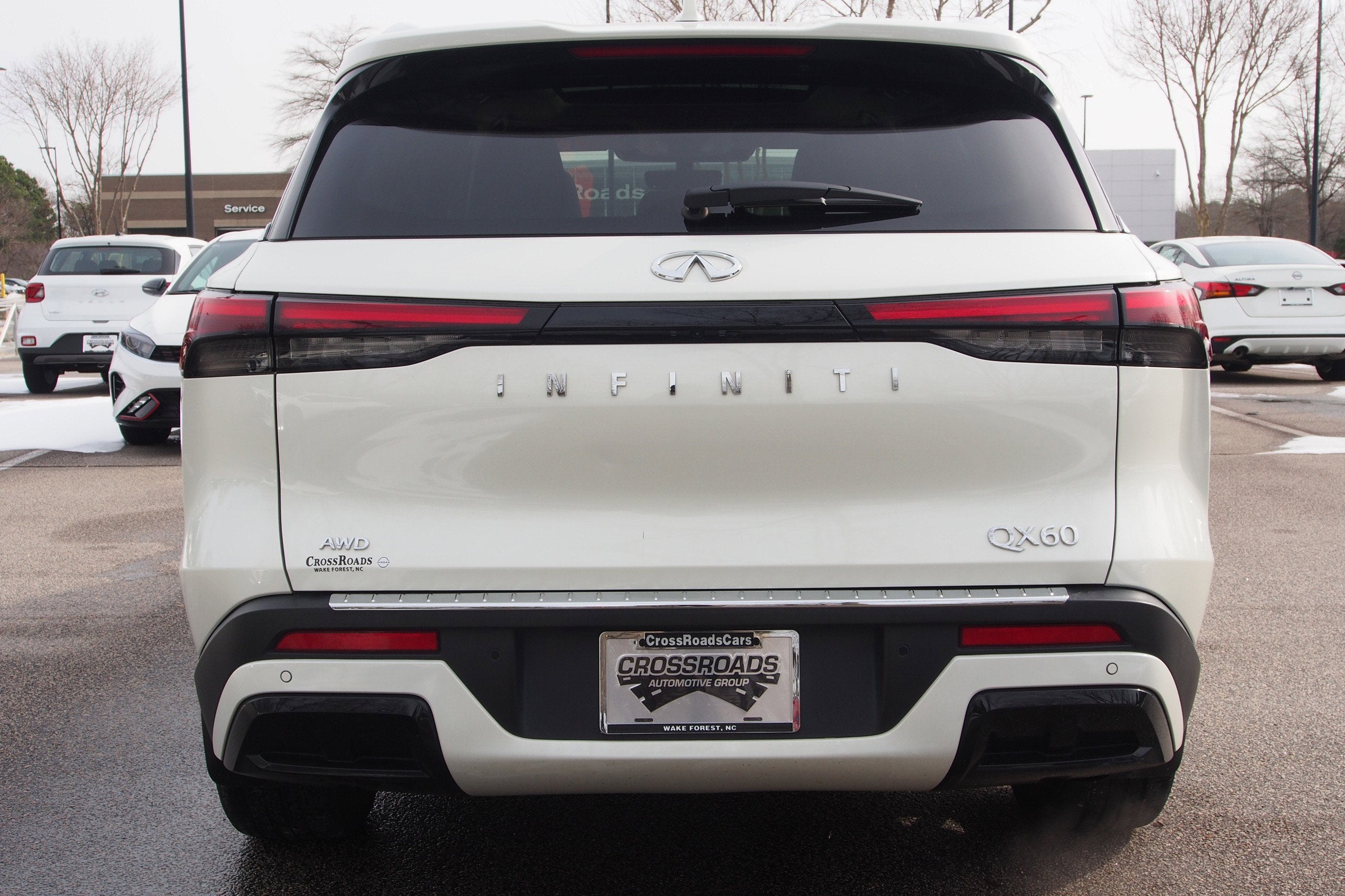 2023 INFINITI QX60 LUXE