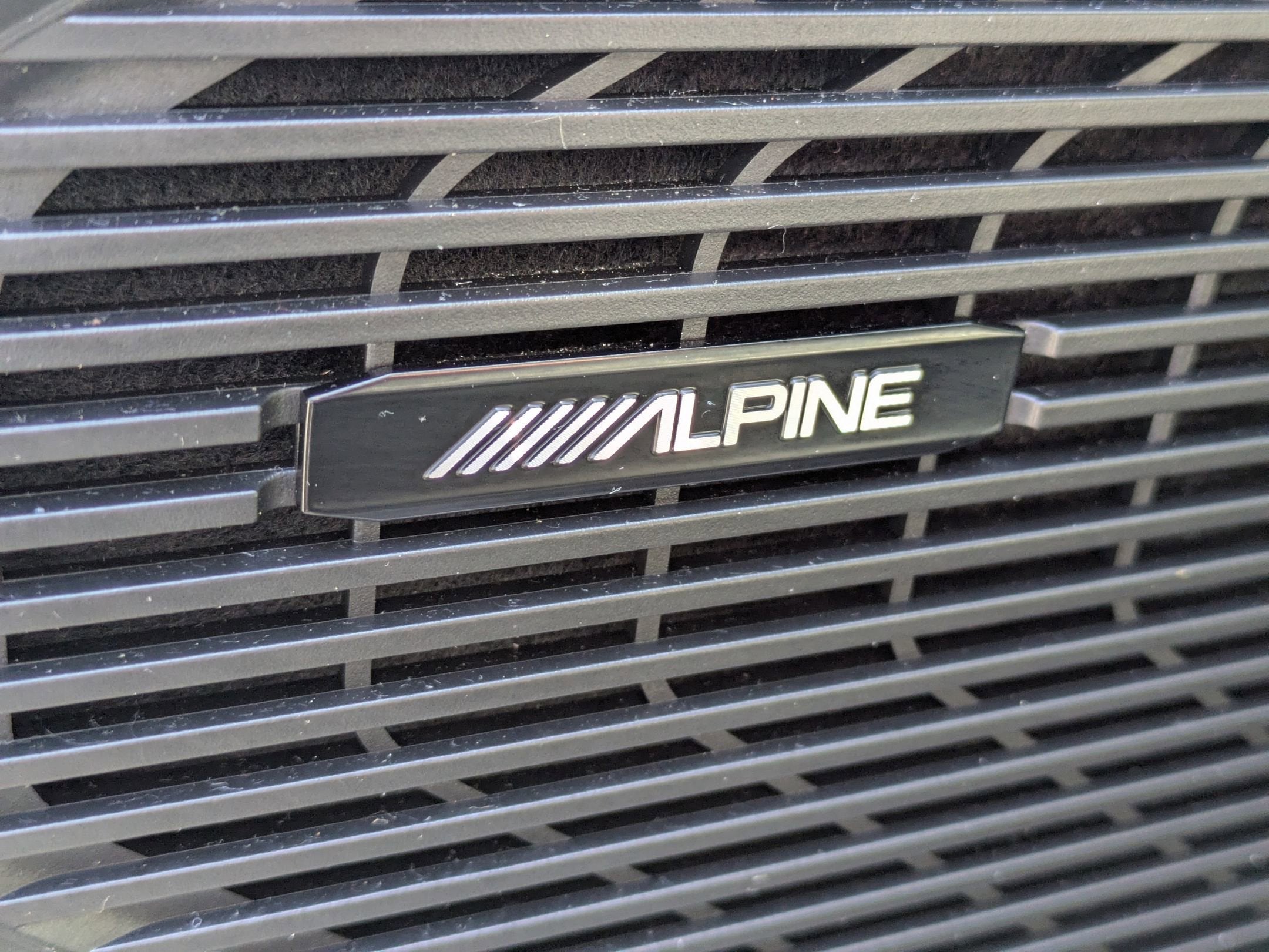 2023 Jeep Wagoneer Base