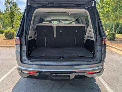 2023 Jeep Wagoneer Base