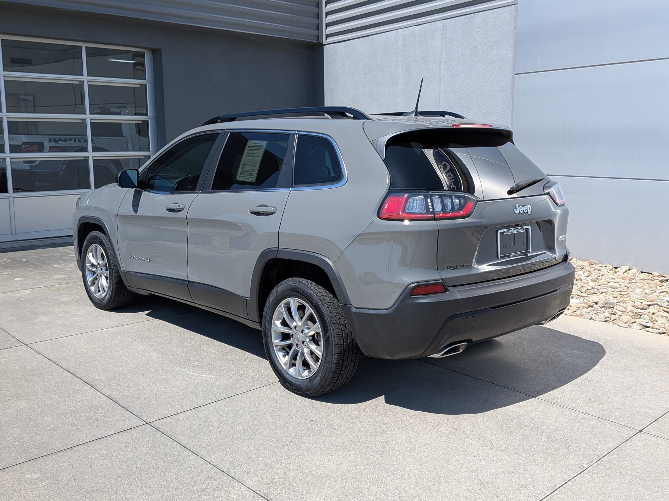 2022 Jeep Cherokee Latitude Lux
