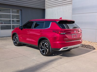 2024 Mitsubishi Outlander SE