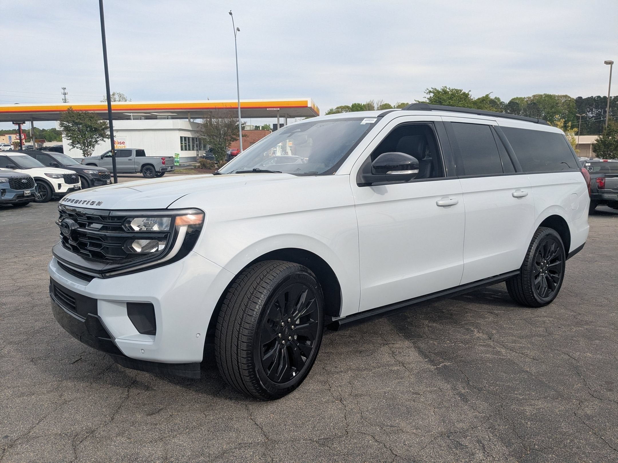 2025 Ford Expedition Max Platinum