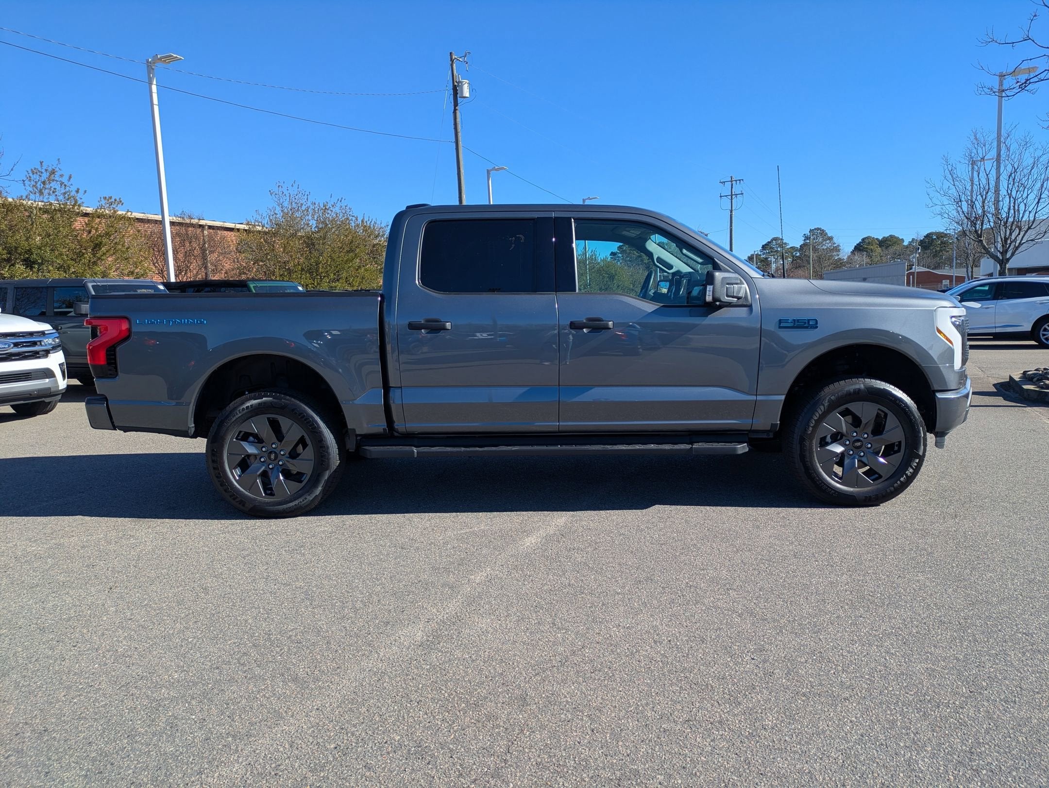 2024 Ford F-150 Lightning XLT