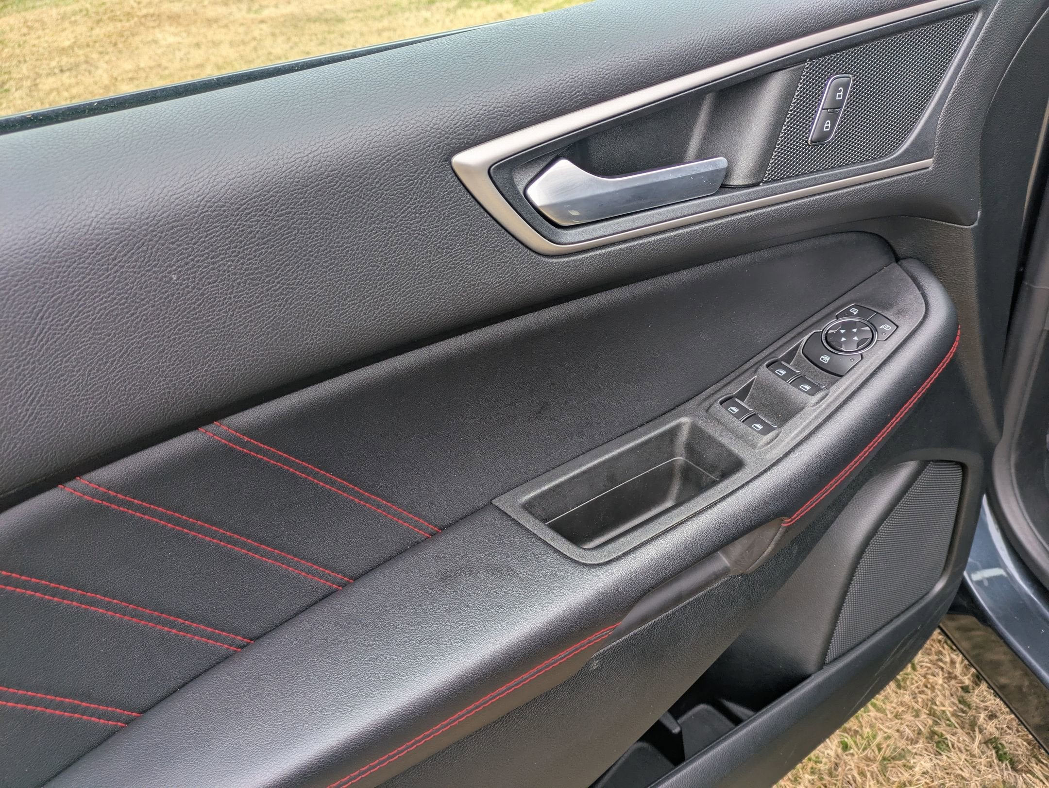 2022 Ford Edge ST Line