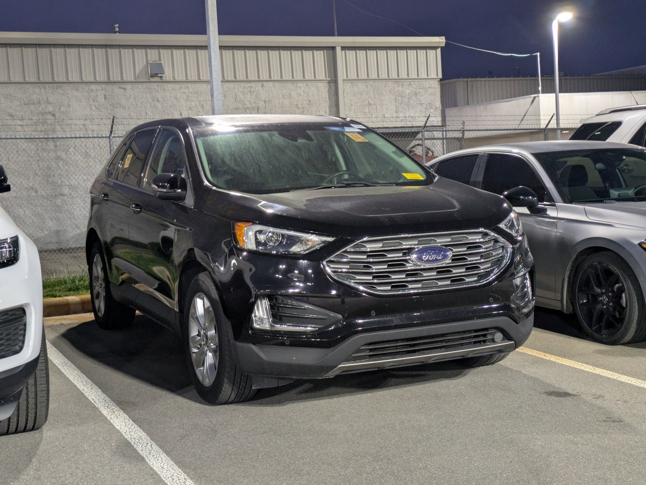 2022 Ford Edge Titanium