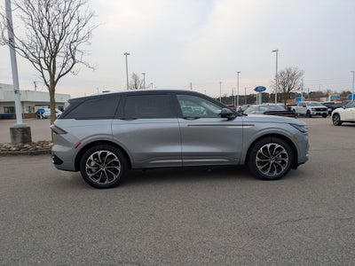 2024 Lincoln Nautilus Reserve