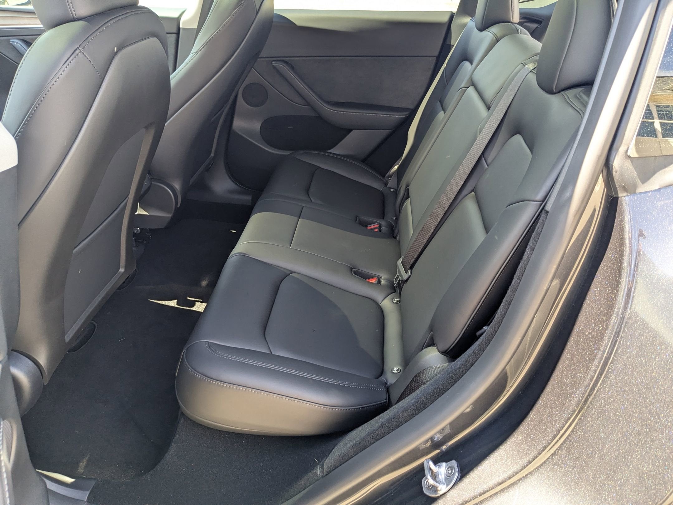 2024 Tesla Model Y Base