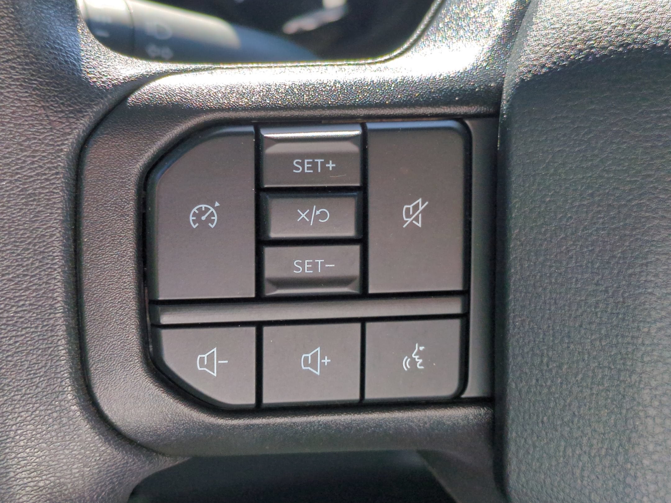 2025 Ford Super Duty F-350 SRW XLT