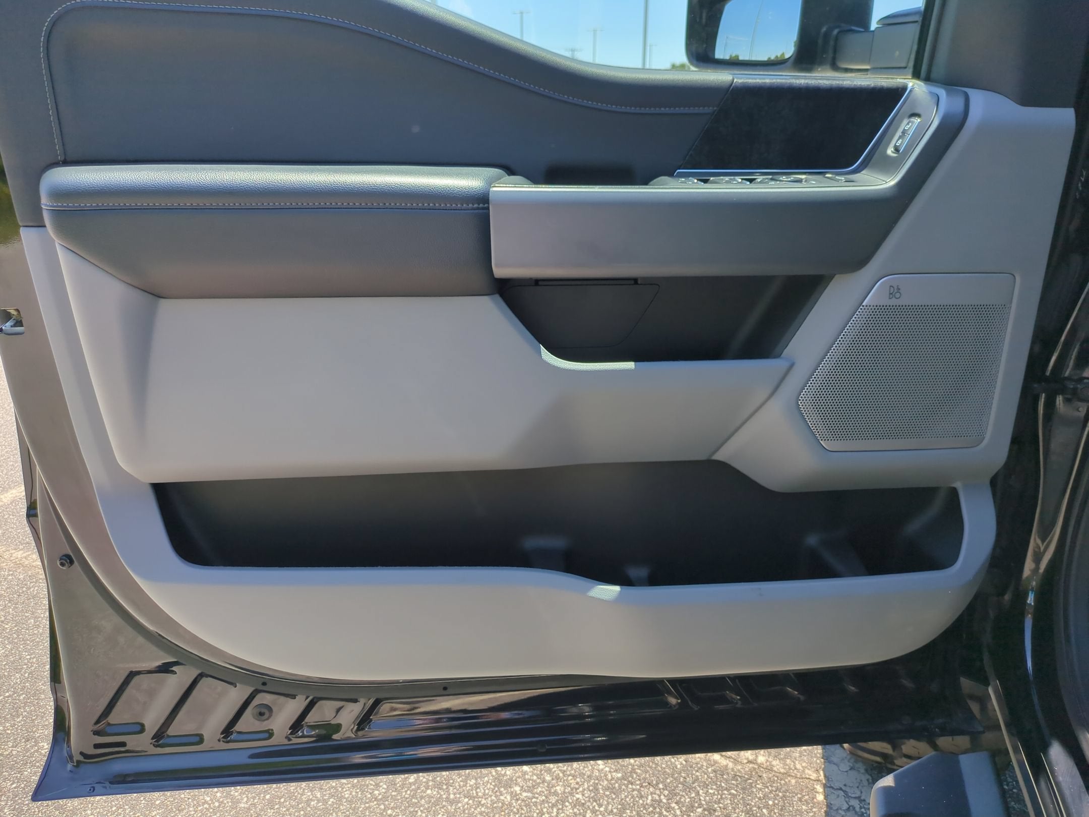 2024 Ford Super Duty F-350 SRW XLT