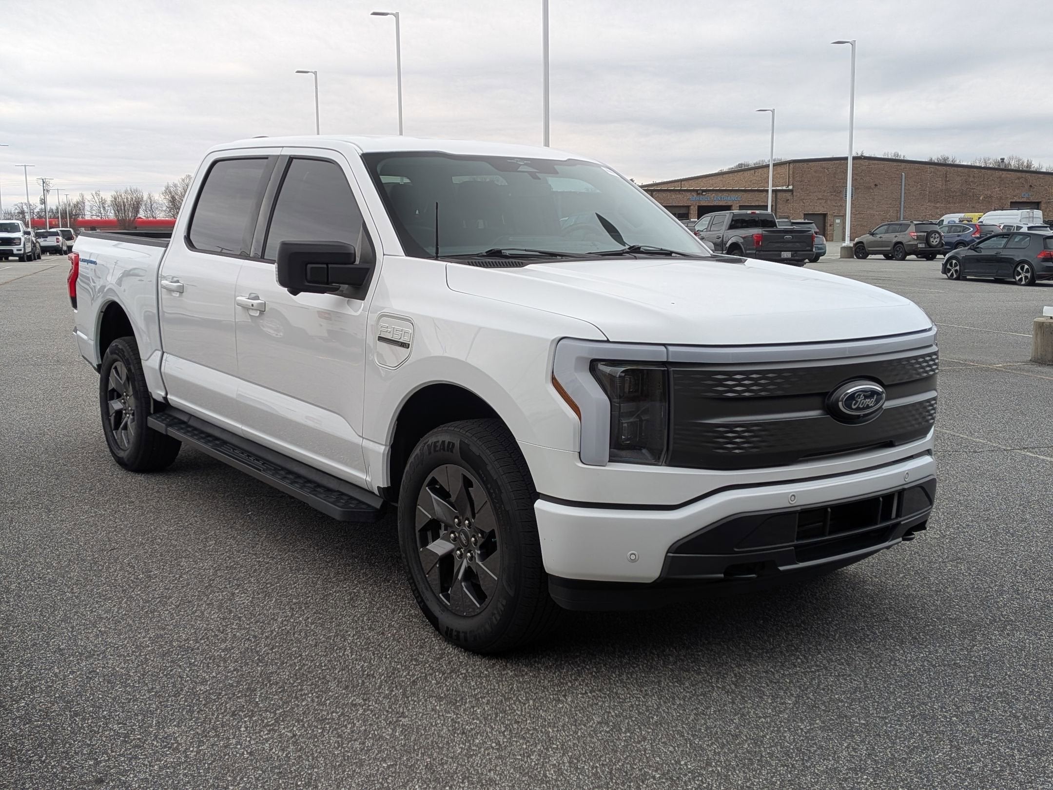 2023 Ford F-150 Lightning XLT