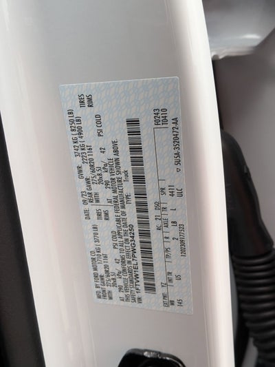 2023 Ford F-150 Lightning XLT