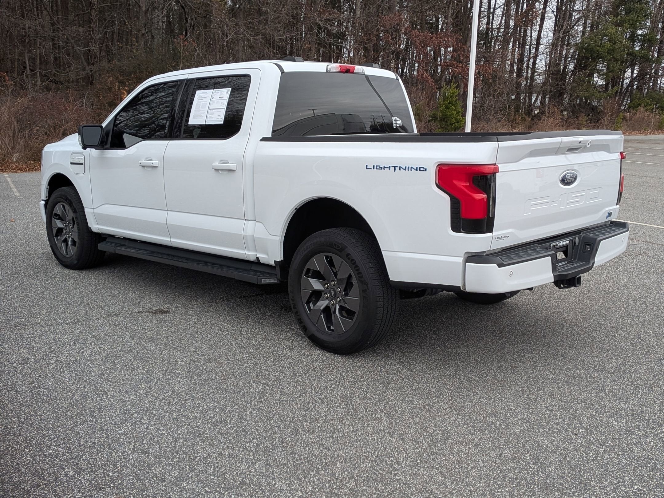 2023 Ford F-150 Lightning XLT