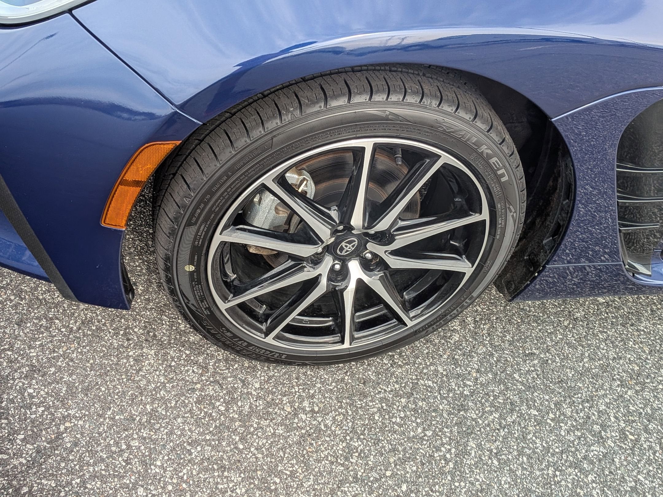 2023 Toyota GR86 Base