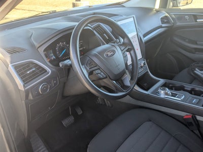 2022 Ford Edge SE