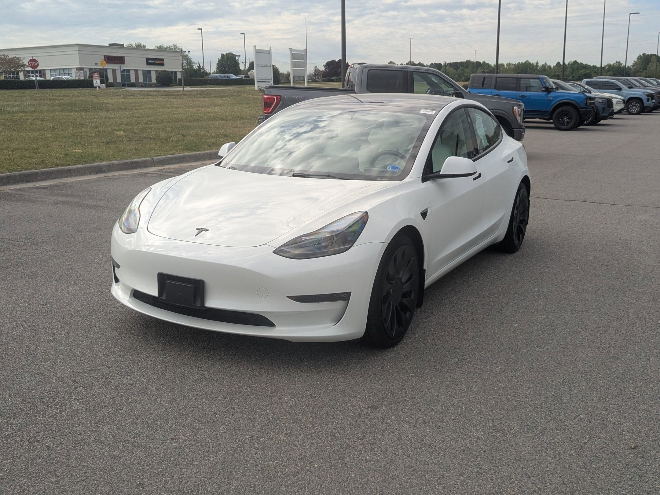 2023 Tesla Model 3 Performance