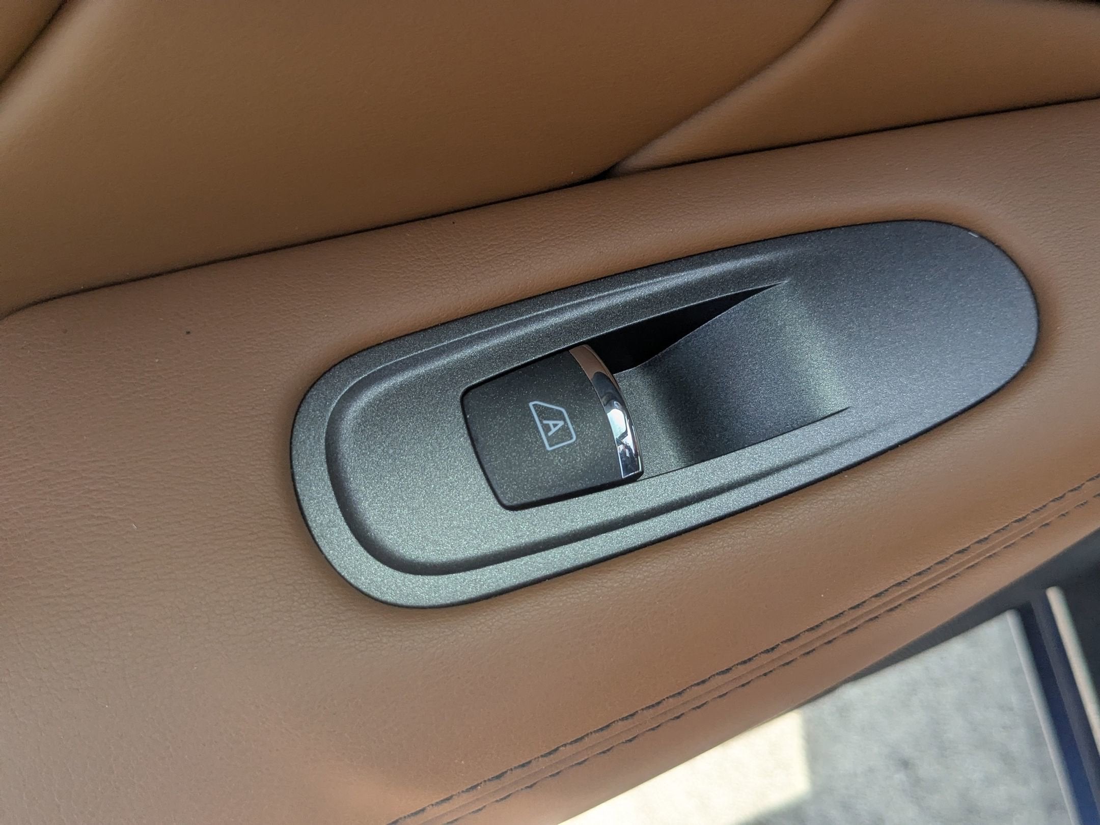 2023 INFINITI Q50 SENSORY
