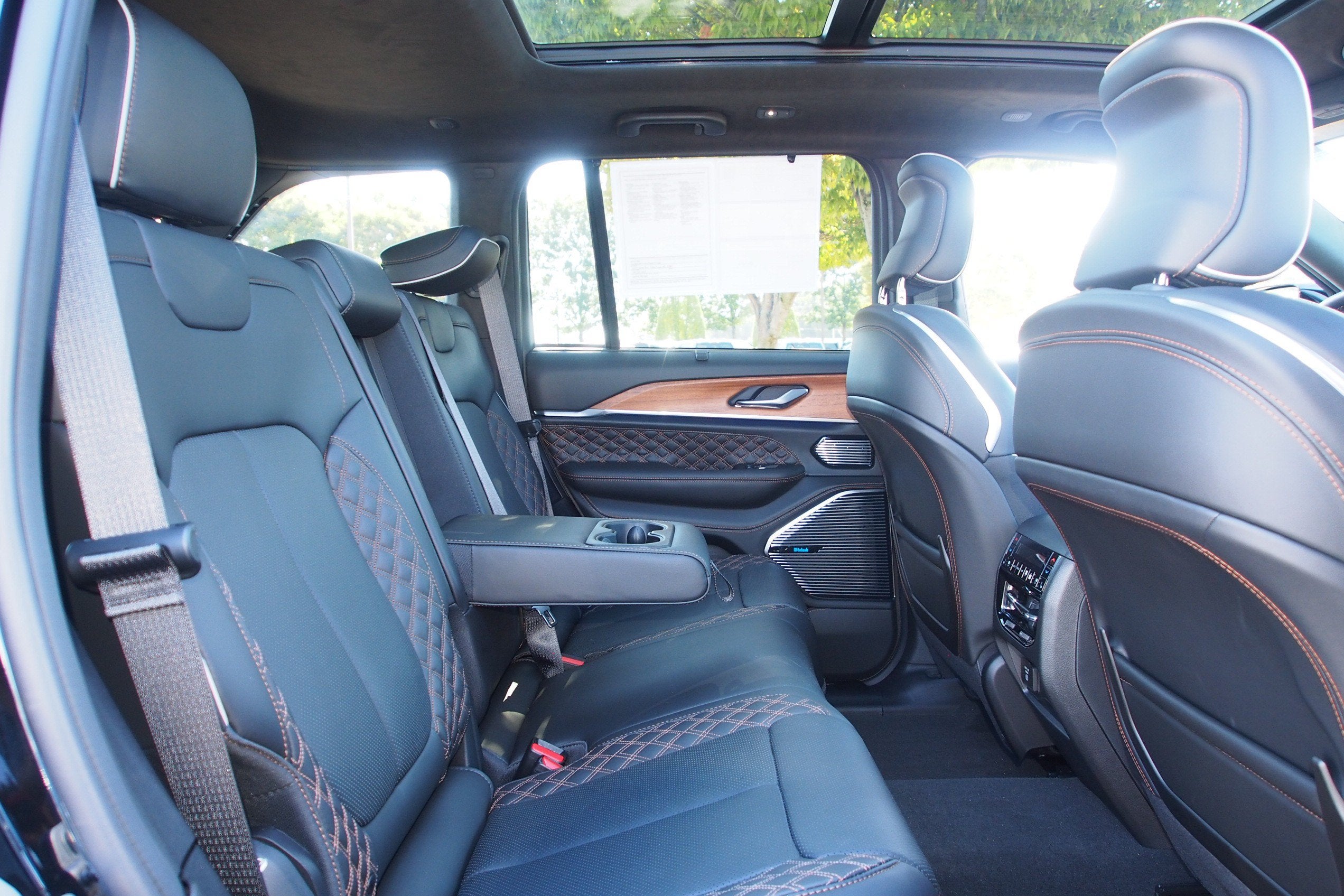 2026 Jeep Grand Cherokee Summit