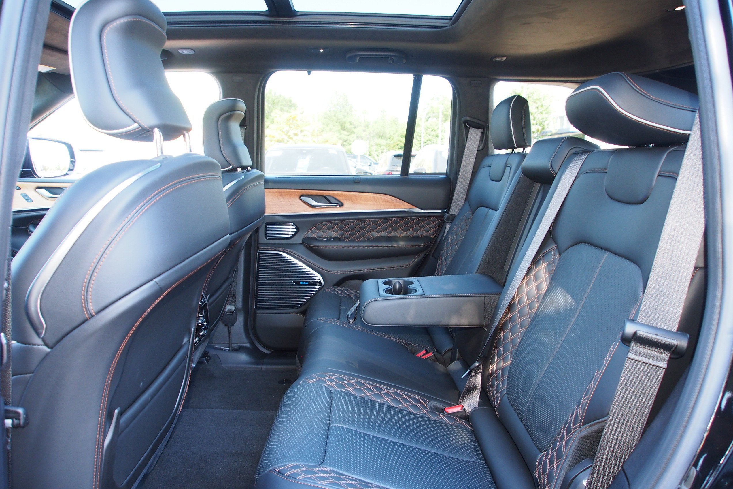 2026 Jeep Grand Cherokee Summit
