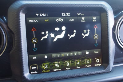 2022 Jeep Gladiator Altitude