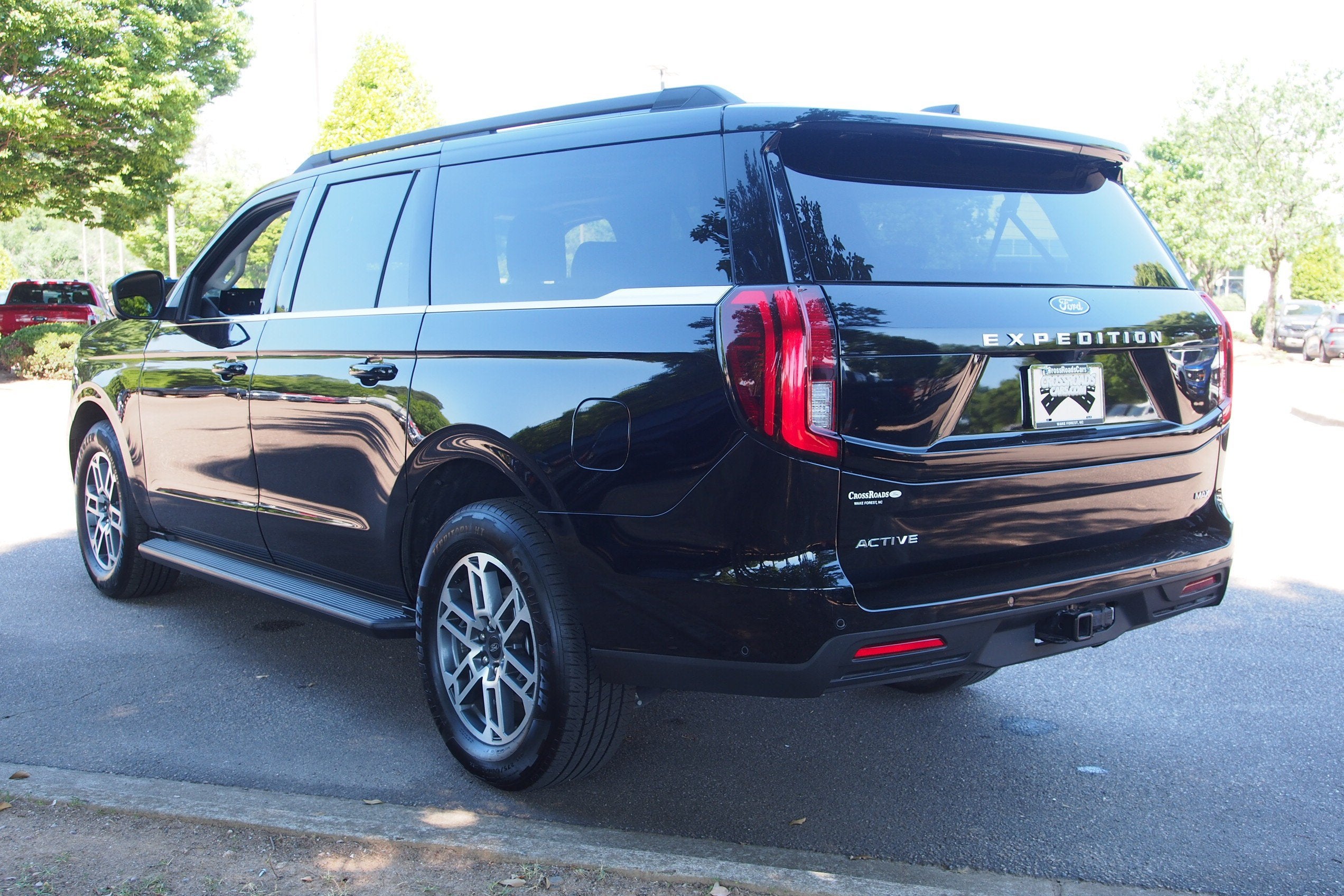 2025 Ford Expedition Max Active