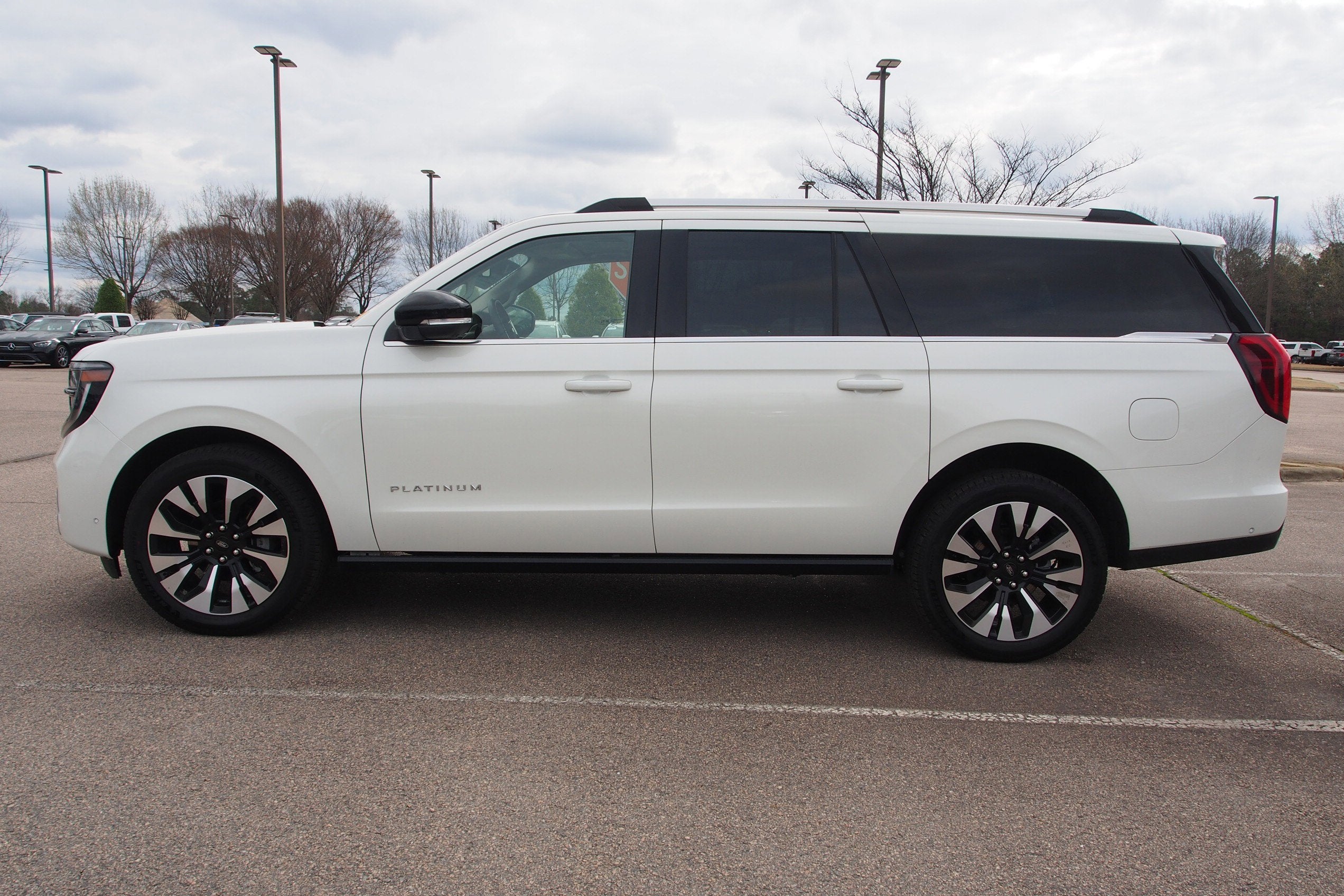 2025 Ford Expedition Max Platinum