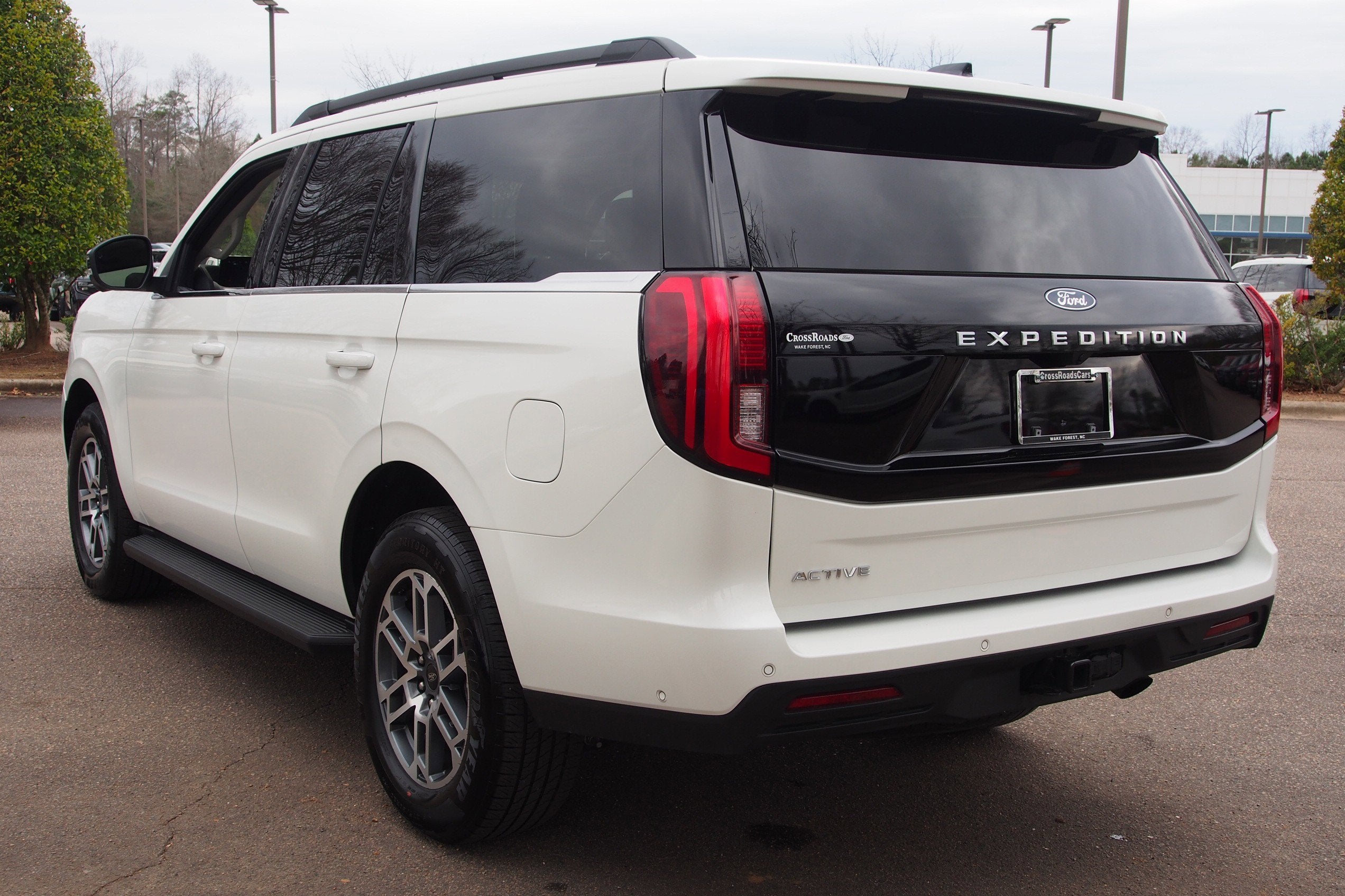 2025 Ford Expedition Active