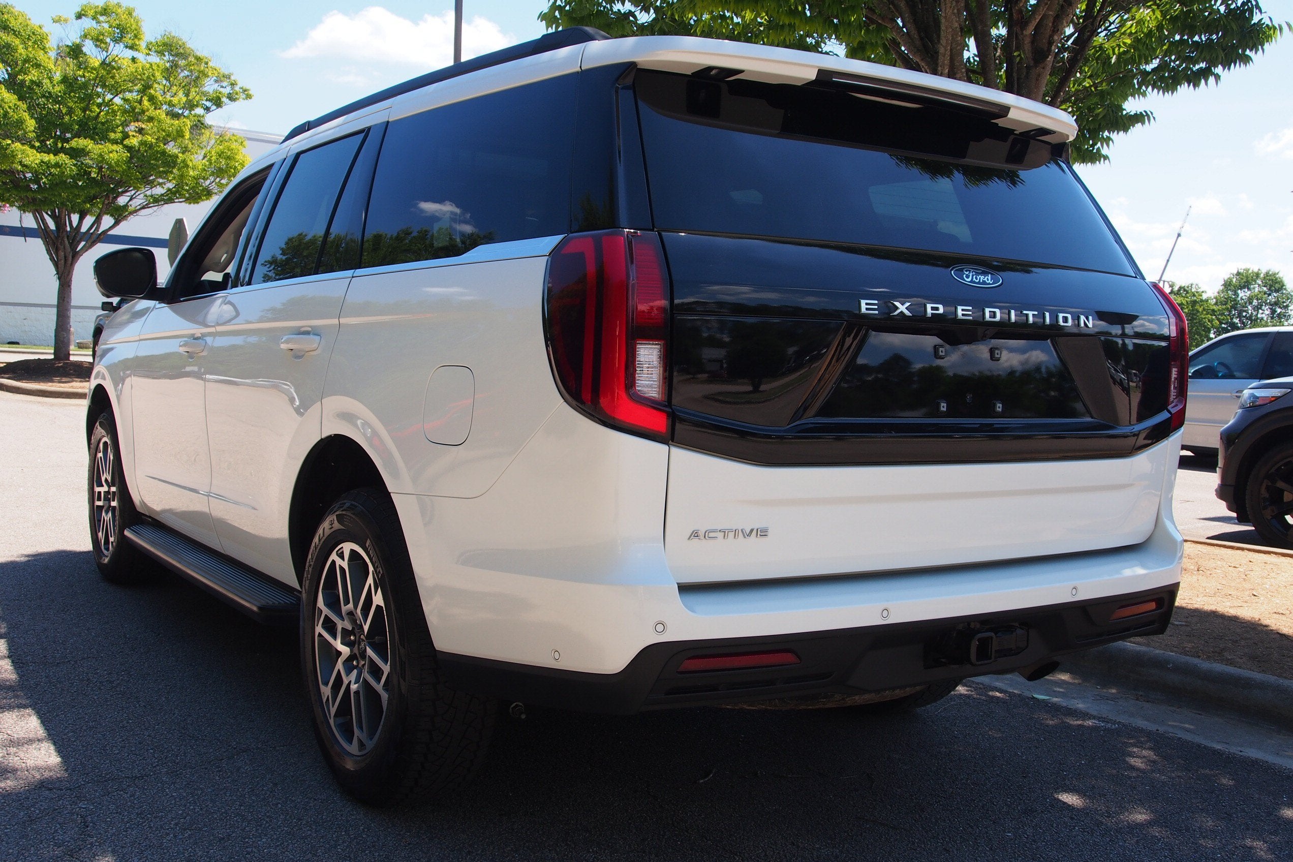 2025 Ford Expedition Active