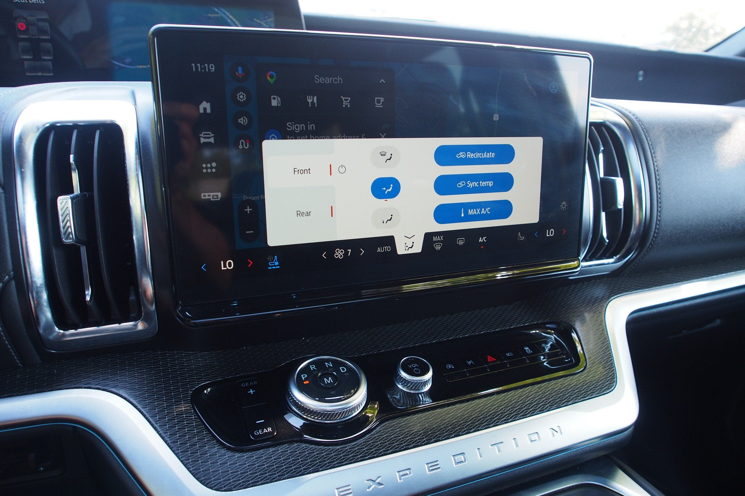 2025 Ford Expedition Platinum