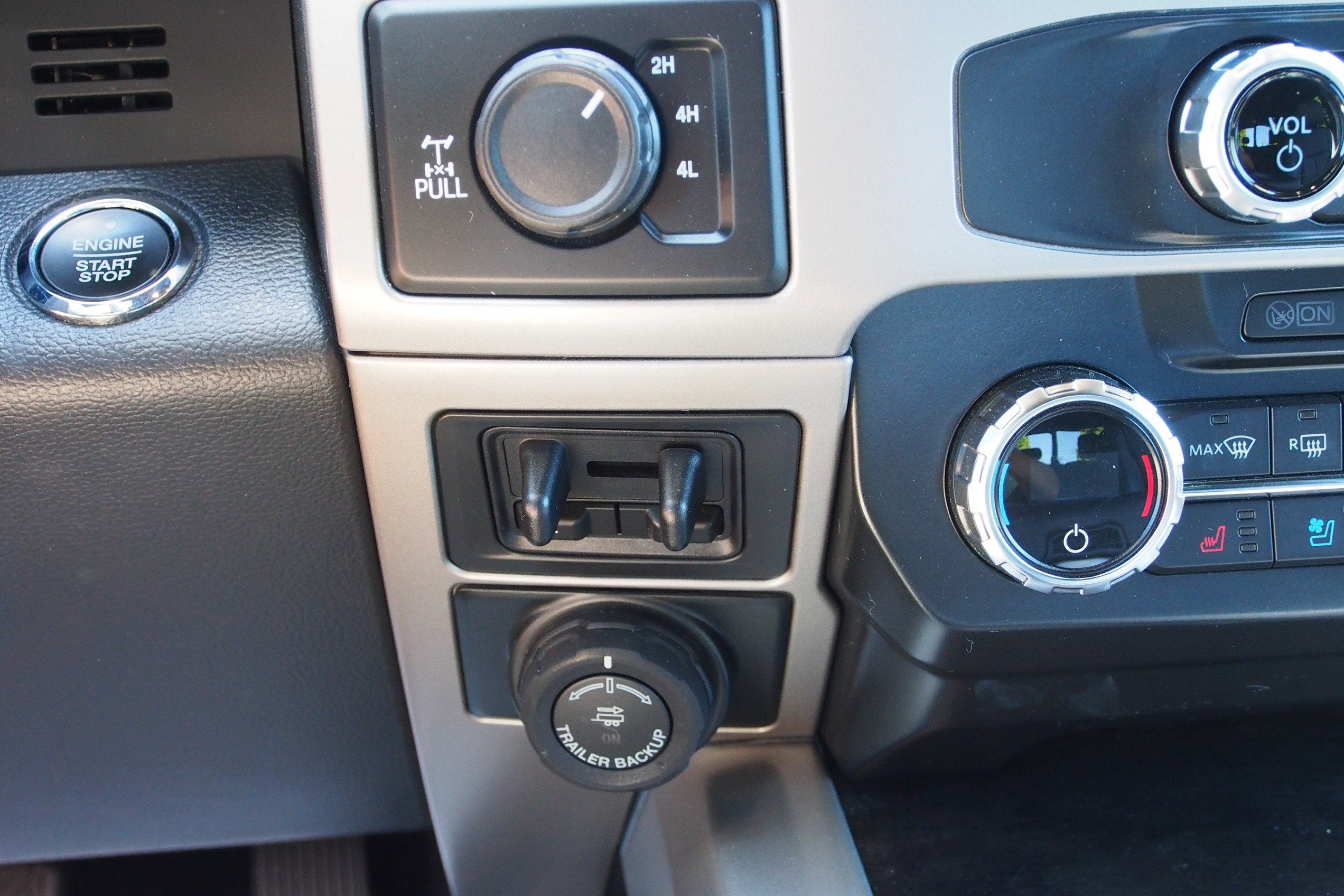 2022 Ford Super Duty F-250 SRW LARIAT