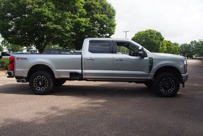 2024 Ford Super Duty F-350 SRW Platinum