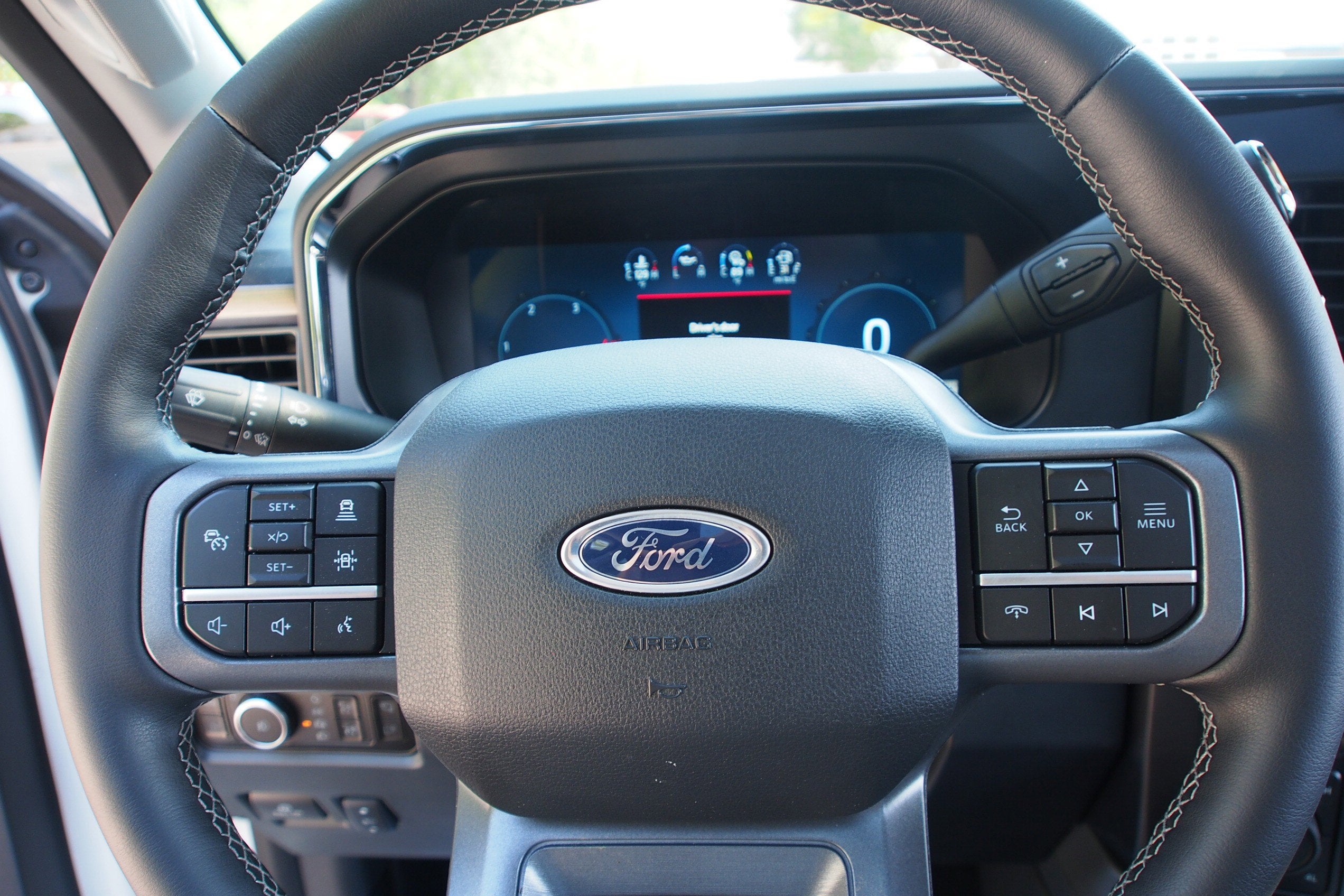 2025 Ford Super Duty F-350 DRW LARIAT