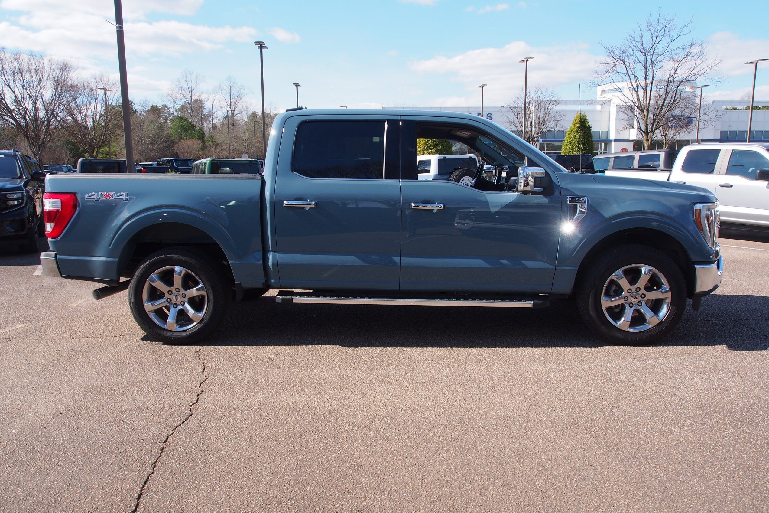 2023 Ford F-150 LARIAT