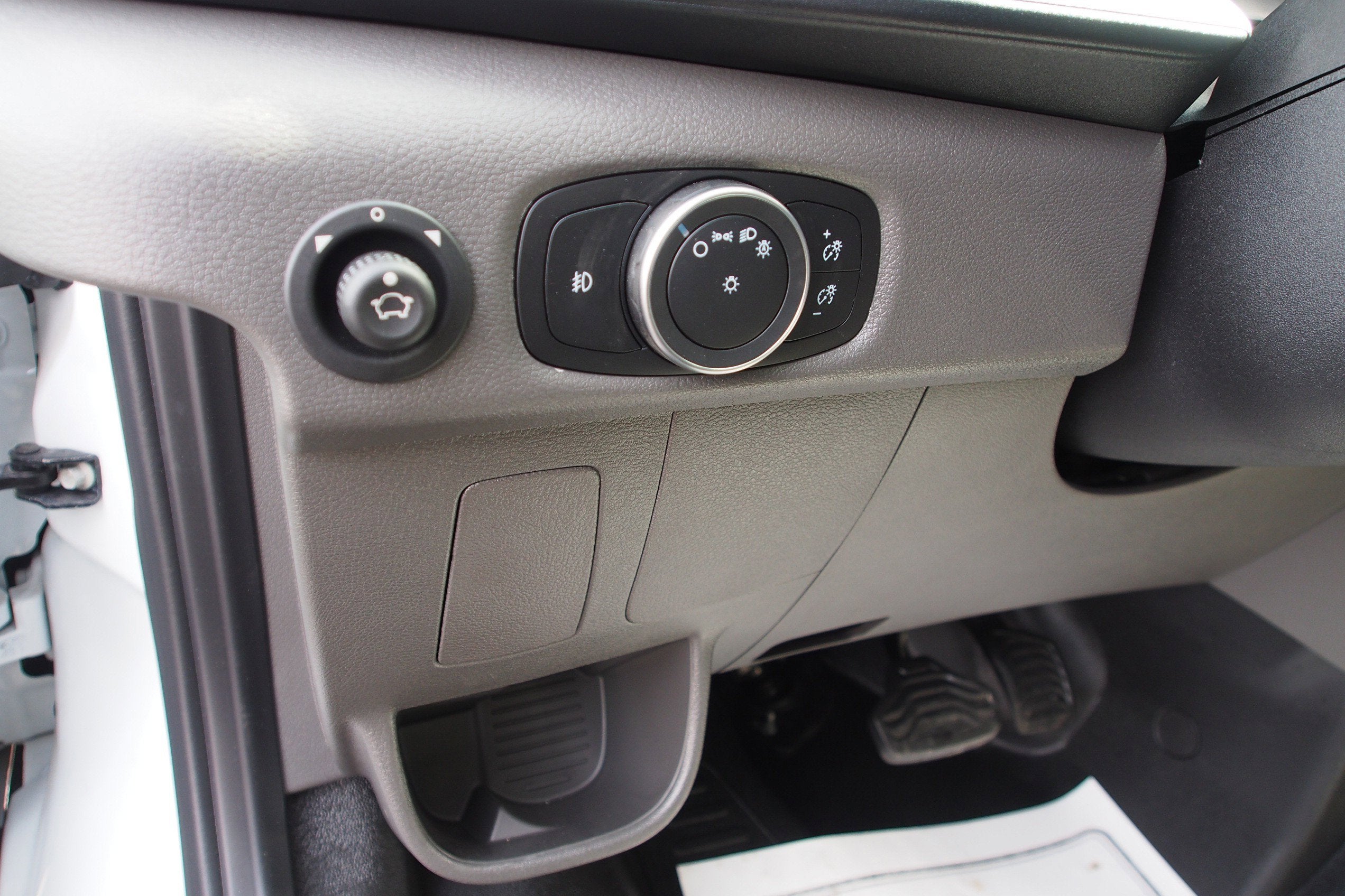 2025 Ford Transit Cargo Van Base