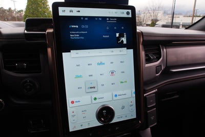 2023 Ford F-150 Lightning LARIAT