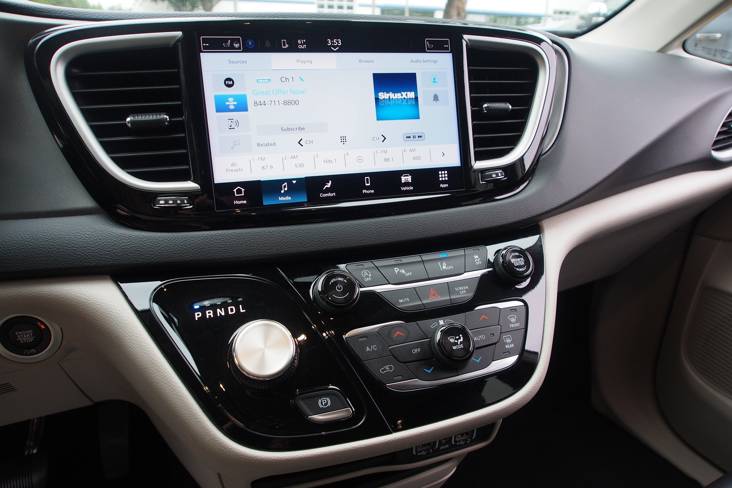 2024 Chrysler Pacifica Touring L