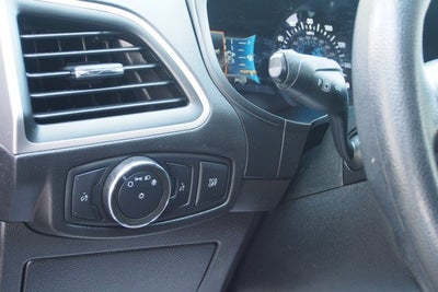 2022 Ford Edge SE