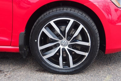 2017 Volkswagen Golf SE