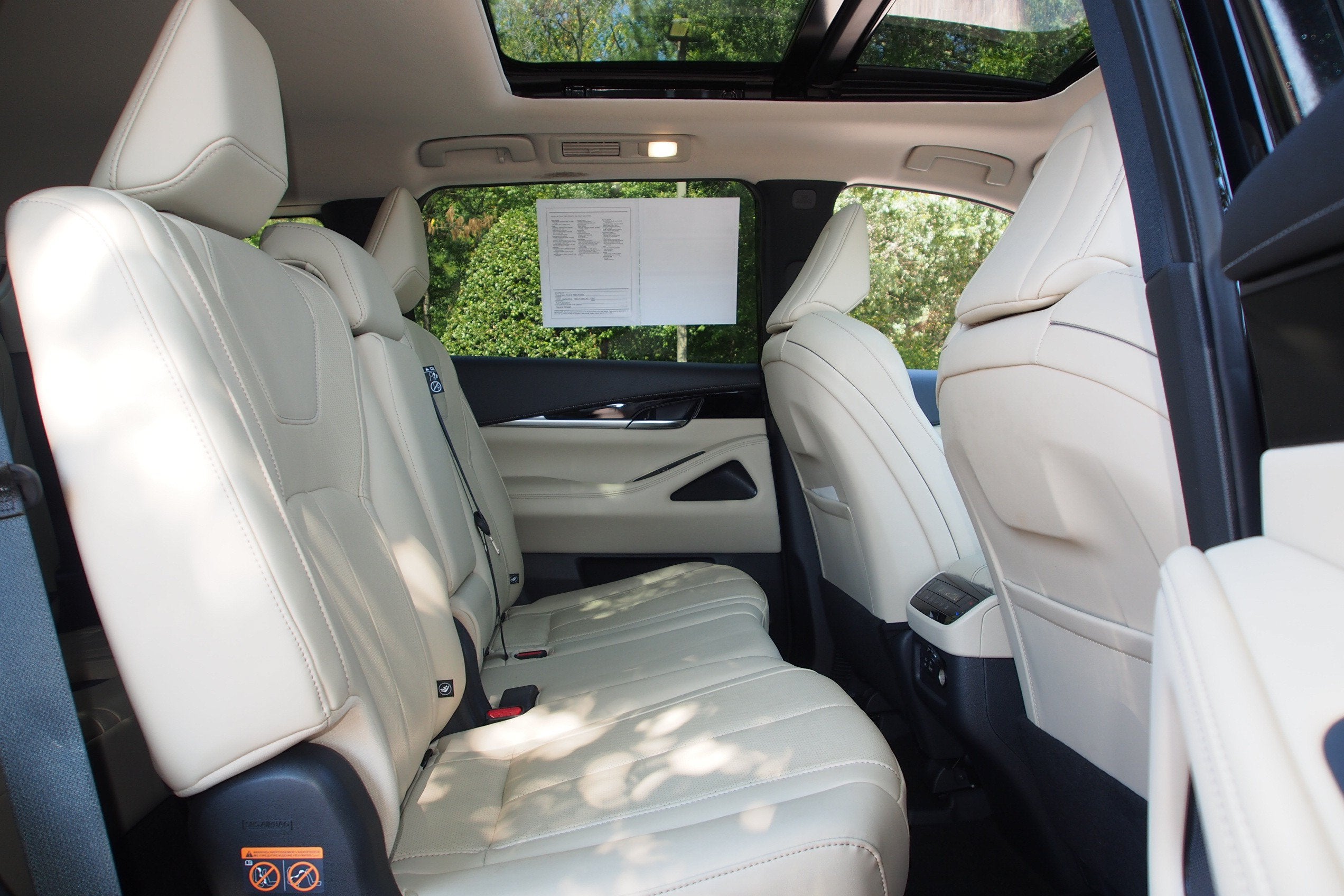 2024 INFINITI QX60 PURE