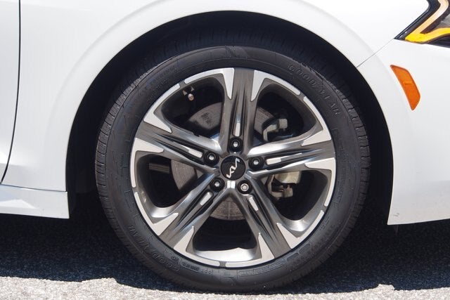 2023 Kia K5 EX