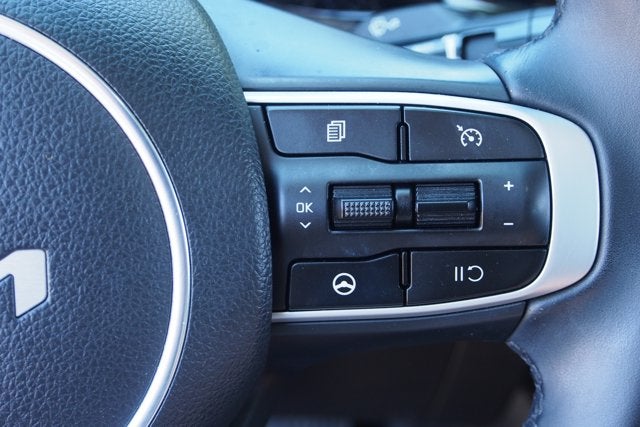 2023 Kia K5 EX